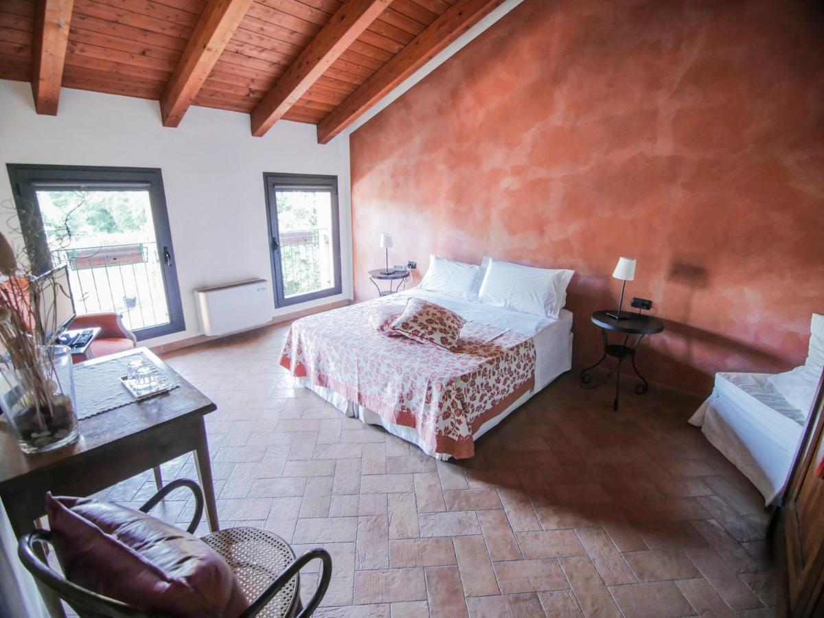 Quattrocolli Bed & Breakfast *