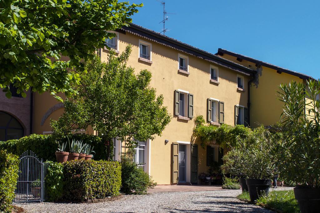Quattrocolli Bed & Breakfast *